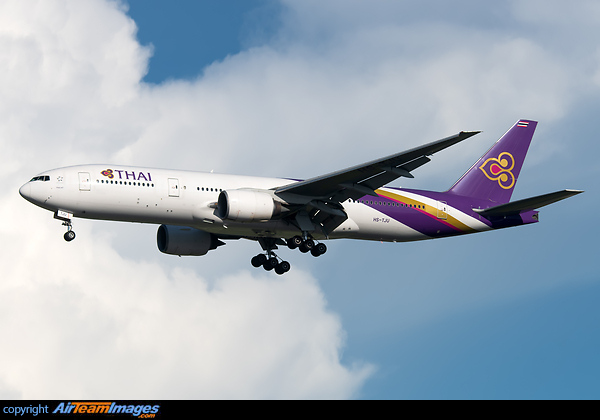 Boeing 777-2D7/ER Boeing 777-2D7/ER
