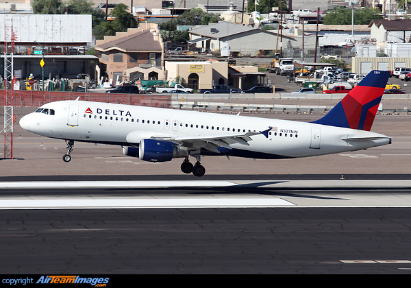 Airbus A320-211 Airbus A320-211