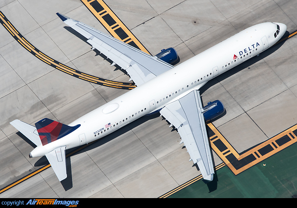 Airbus A321-211 Airbus A321-211