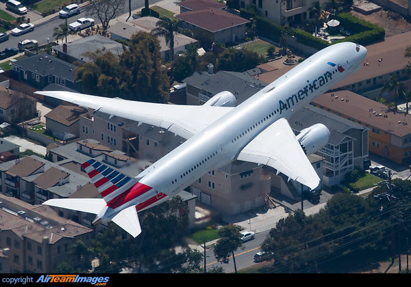 Boeing 787-9 Dreamliner Boeing 787-9 Dreamliner
