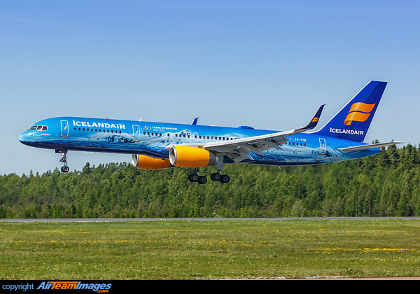 Boeing 757-256 Boeing 757-256