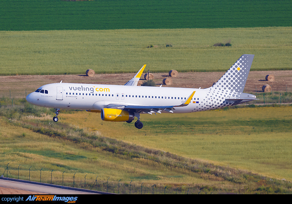 Airbus A320-232 Airbus A320-232