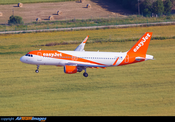Airbus A320-214 Airbus A320-214