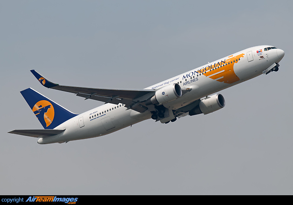Boeing 767-34G/ER Boeing 767-34G/ER