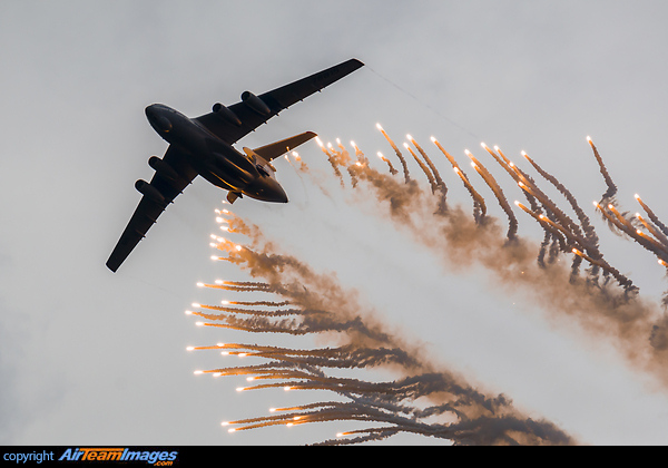 Ilyushin Il-76MD Ilyushin Il-76MD