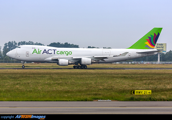 Boeing 747-428F/ER Boeing 747-428F/ER
