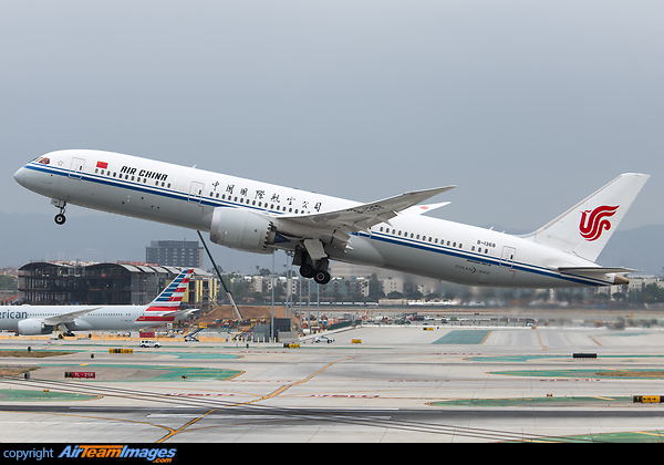 Boeing 787-9 Dreamliner Boeing 787-9 Dreamliner