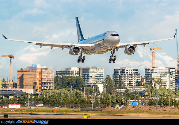Airbus A330-243 Airbus A330-243