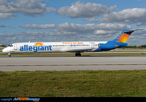McDonnell Douglas MD-82 McDonnell Douglas MD-82