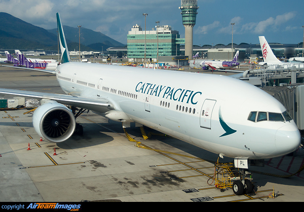 Boeing 777-367/ER Boeing 777-367/ER