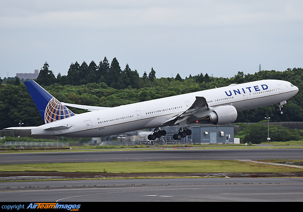 Boeing 777-322/ER Boeing 777-322/ER