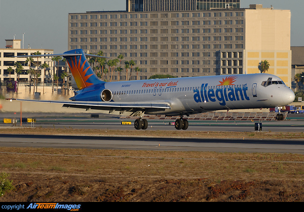 McDonnell Douglas MD-83 McDonnell Douglas MD-83