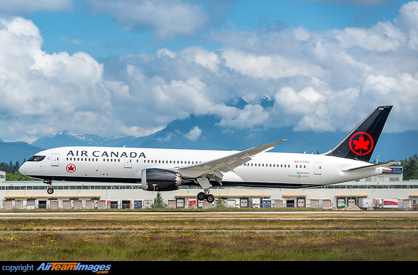 Boeing 787-9 Dreamliner Boeing 787-9 Dreamliner