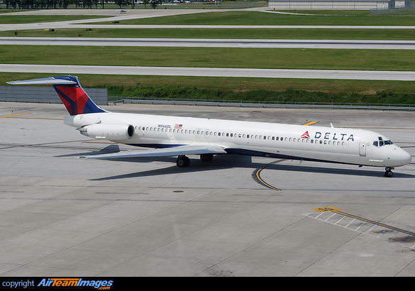 McDonnell Douglas MD-88 McDonnell Douglas MD-88