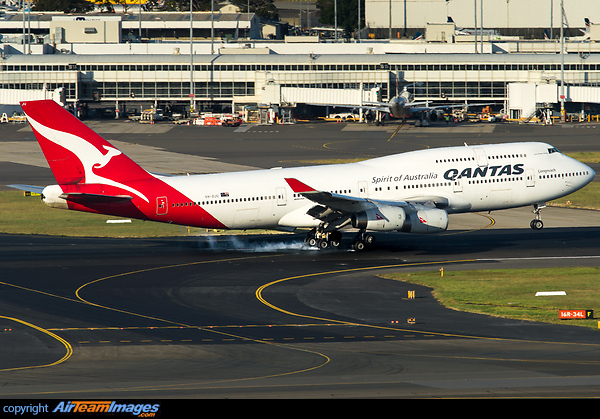 Boeing 747-438 Boeing 747-438