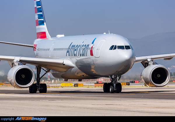 Airbus A330-243 Airbus A330-243