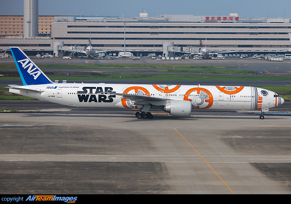 Boeing 777-381/ER Boeing 777-381/ER