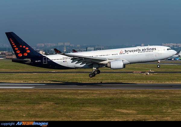 Airbus A330-223 Airbus A330-223