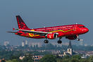 Airbus A320-214 Airbus A320-214