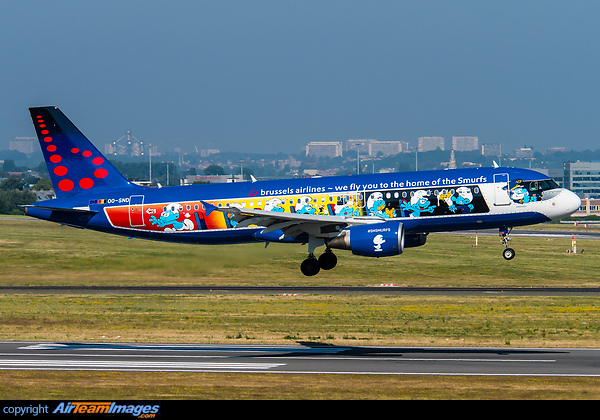 Airbus A320-214 Airbus A320-214