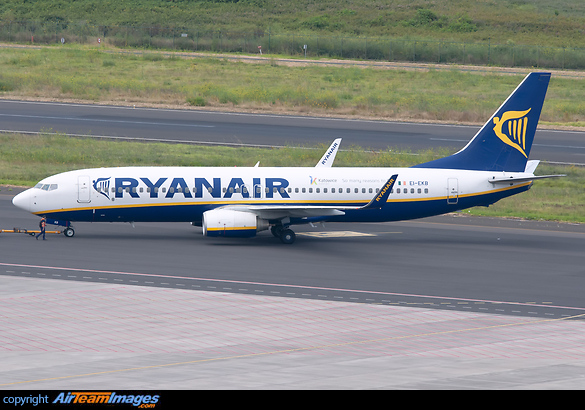 Boeing 737-8AS Boeing 737-8AS