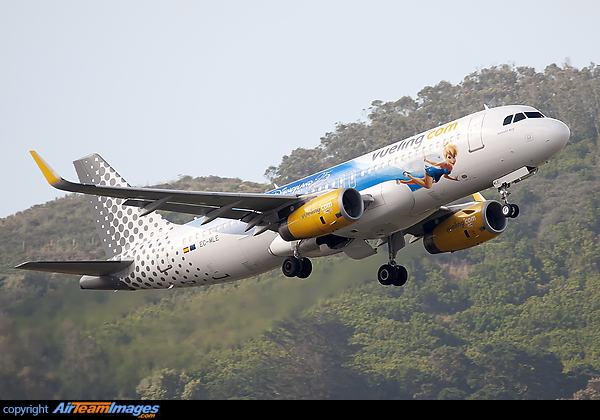 Airbus A320-232 Airbus A320-232