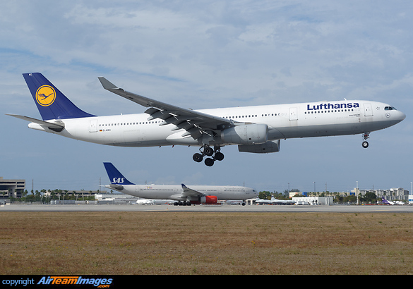 Airbus A330-343X Airbus A330-343X