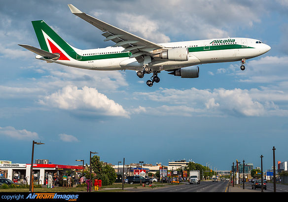 Airbus A330-202 Airbus A330-202
