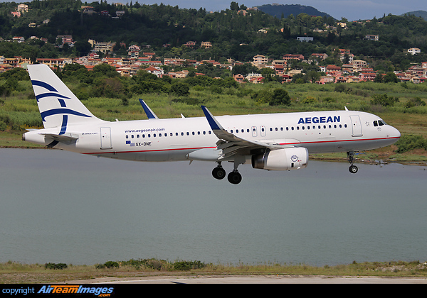 Airbus A320-232 Airbus A320-232