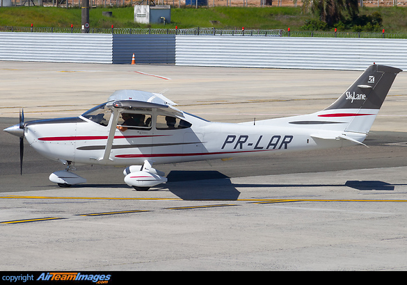 Cessna 182T Skylane