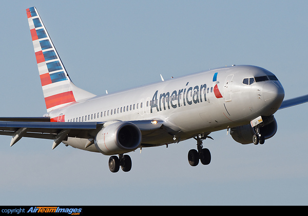 Boeing 737-823 Boeing 737-823