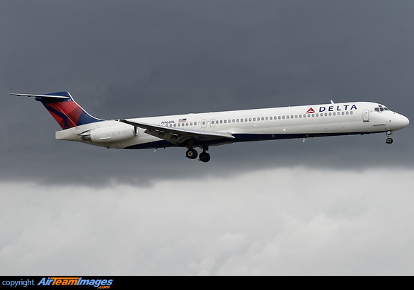 McDonnell Douglas MD-88 McDonnell Douglas MD-88