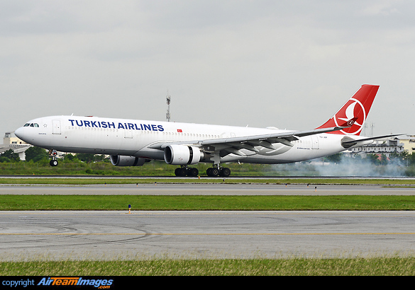 Airbus A330-303 Airbus A330-303