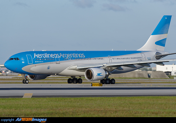Airbus A330-202 Airbus A330-202