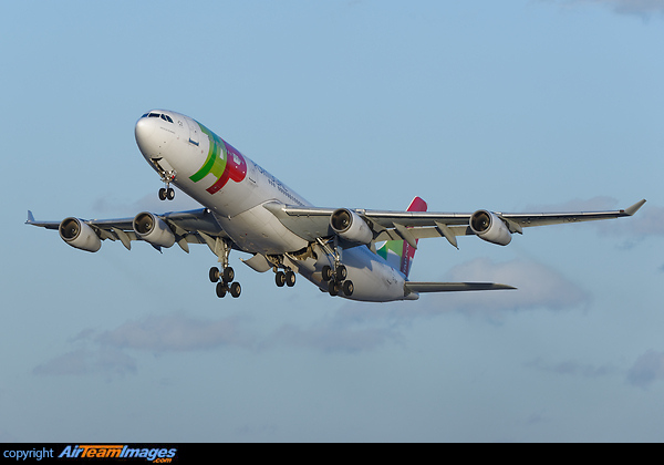 Airbus A340-312 Airbus A340-312