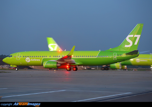 Boeing 737-8ZS Boeing 737-8ZS