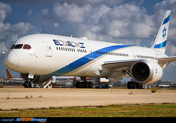 Boeing 787-9 Dreamliner Boeing 787-9 Dreamliner