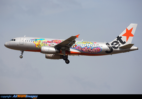 This Jetstar Asia Airways' A320 wears a commemorative livery marking the 50th year of independence (SG50). The livery was inspired by the black-naped Oriole, a beautiful bird commonly seen in Singapore. Airbus A320-232