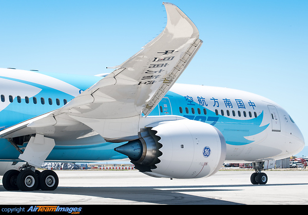 Boeing 787-9 Dreamliner Boeing 787-9 Dreamliner