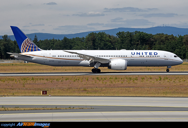 Boeing 787-9 Dreamliner Boeing 787-9 Dreamliner