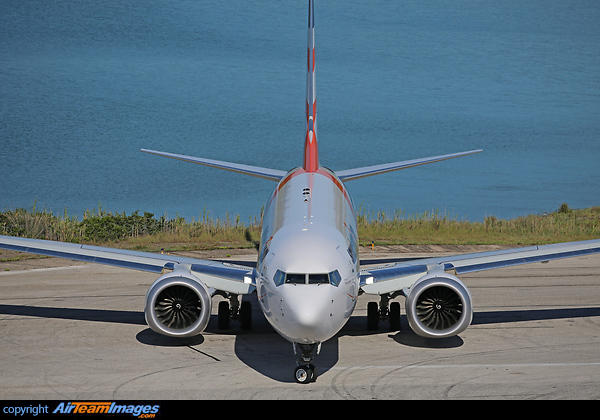 Boeing 737-8 MAX Boeing 737-8 MAX