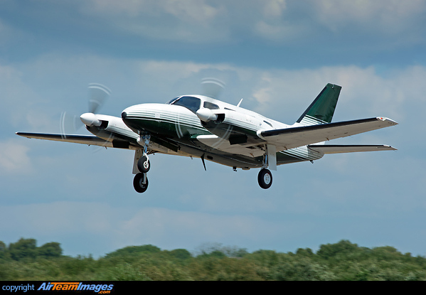 Piper PA-31-310 Navajo Piper PA-31-310 Navajo