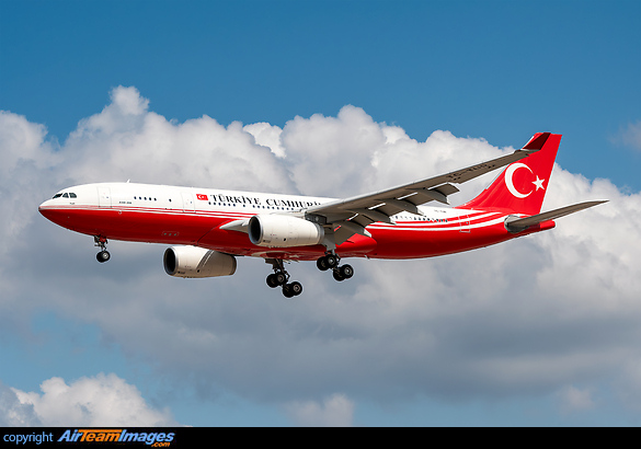 Airbus A330-243 Airbus A330-243