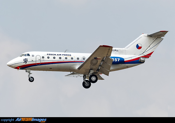 Yakovlev Yak-40 Yakovlev Yak-40