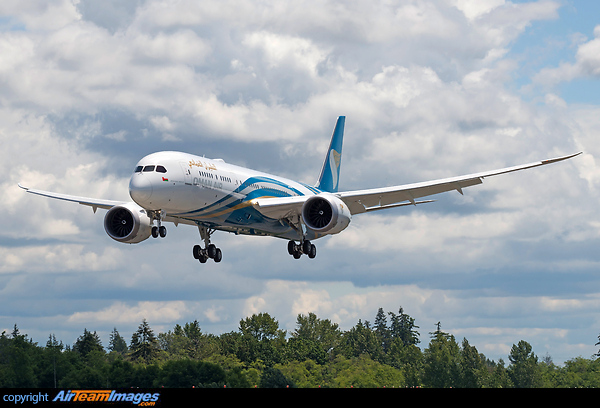 Boeing 787-9 Dreamliner Boeing 787-9 Dreamliner