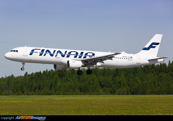 Airbus A321-211 Airbus A321-211