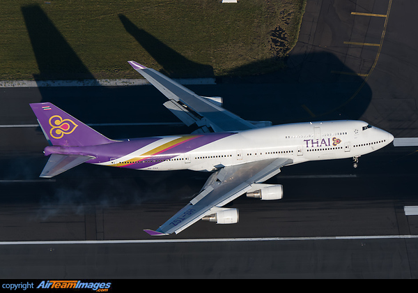 Boeing 747-4D7 Boeing 747-4D7