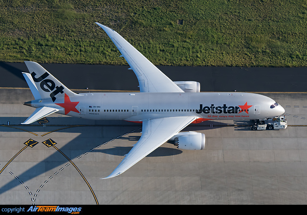 Boeing 787-8 Dreamliner Boeing 787-8 Dreamliner