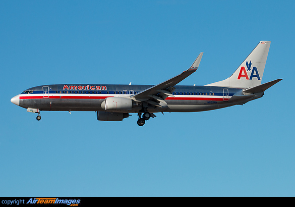 Boeing 737-823 Boeing 737-823