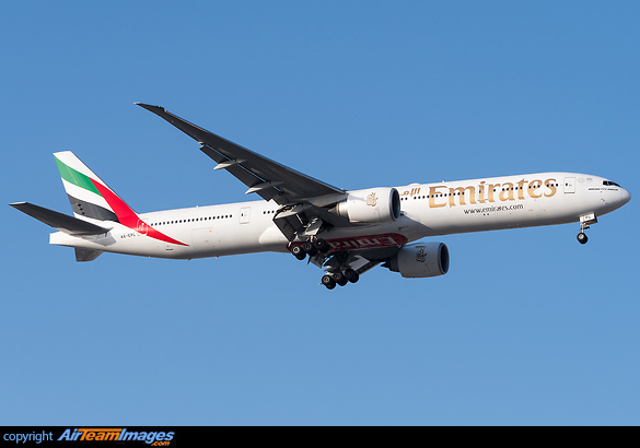 Boeing 777-31H/ER Boeing 777-31H/ER